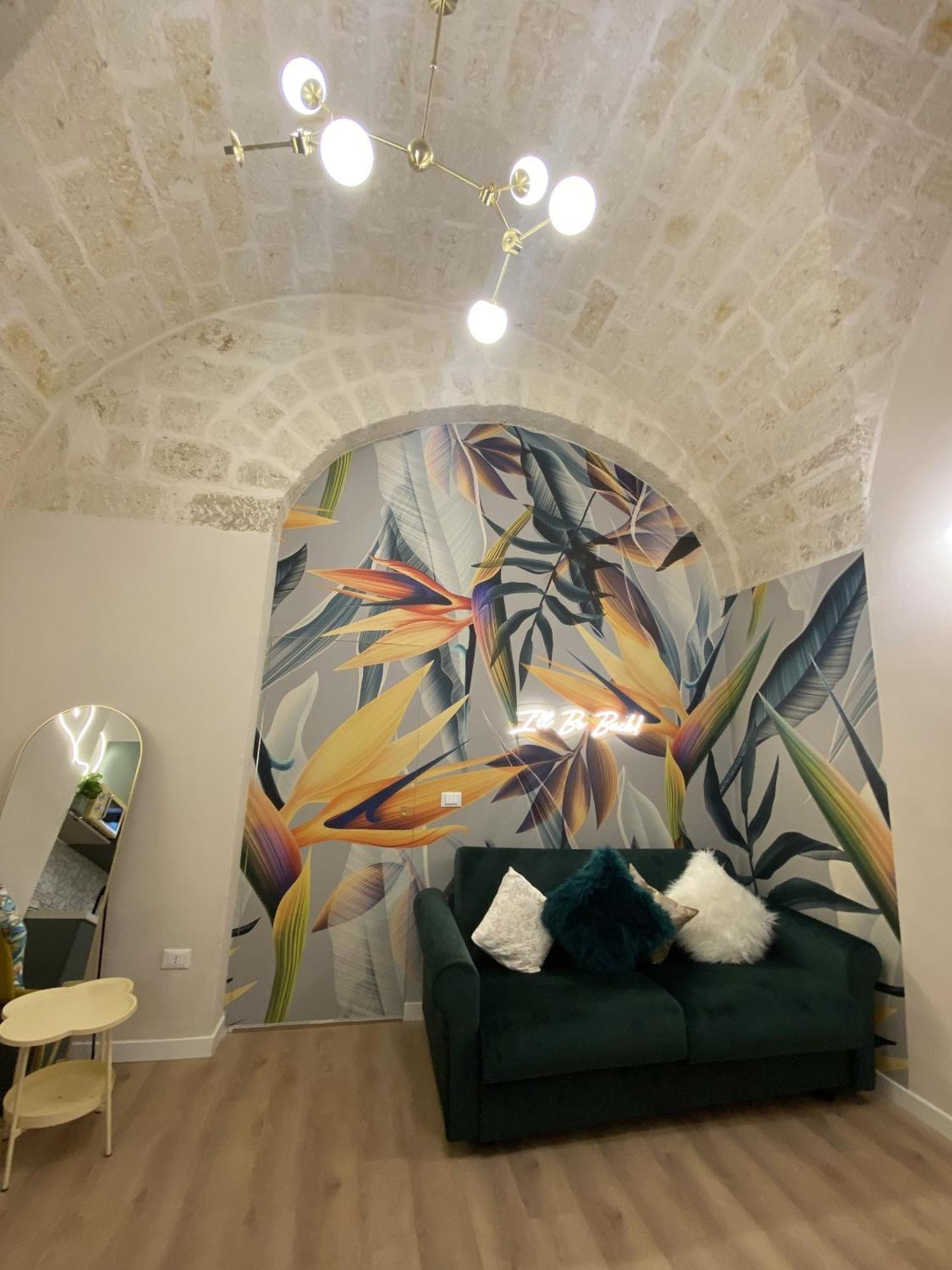 Quiet And Stylish - Bari City Center, Minutes To Station Eksteriør bilde