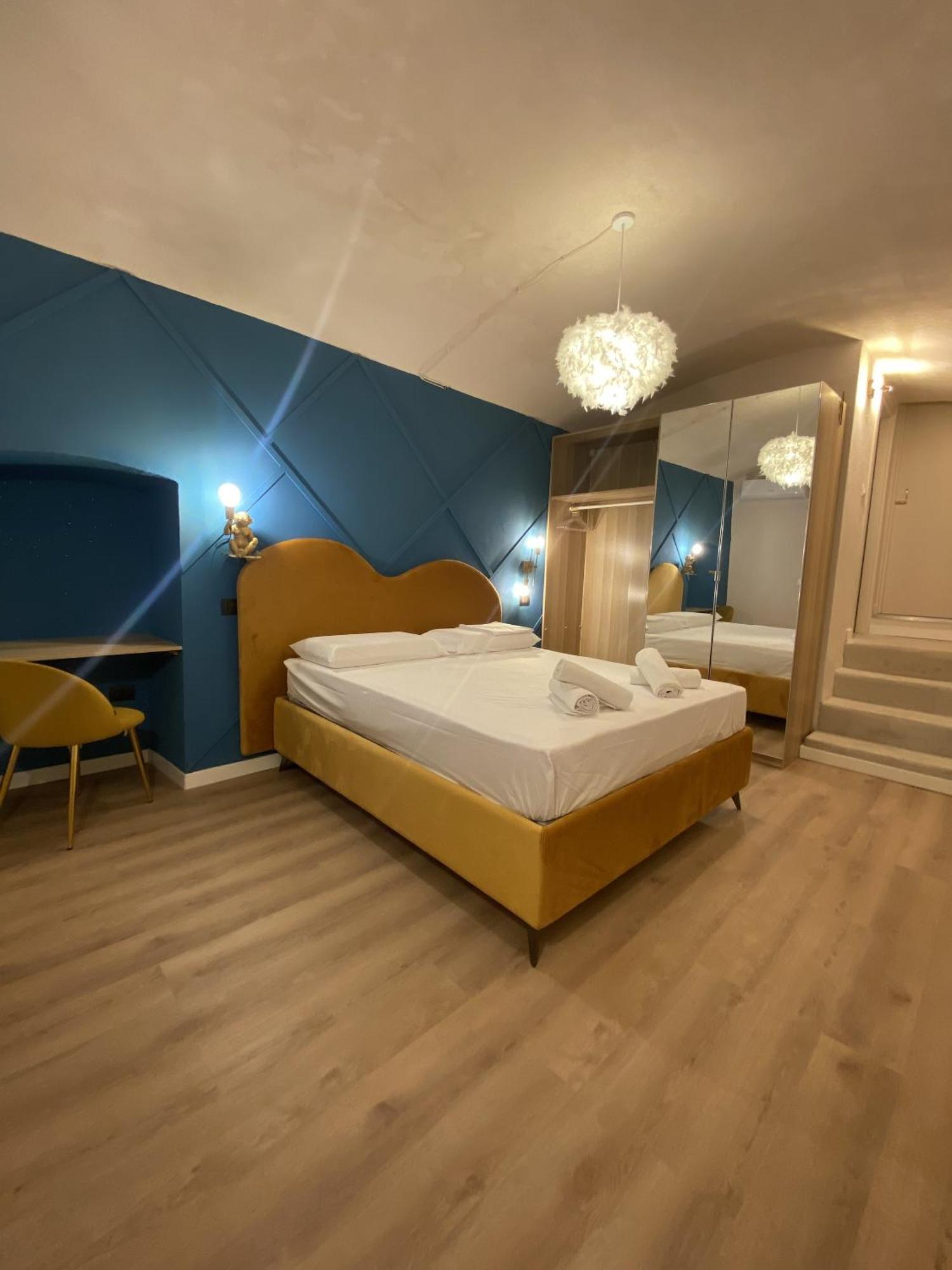 Quiet And Stylish - Bari City Center, Minutes To Station Eksteriør bilde